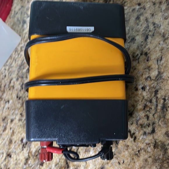 Power converters - Picture 2 of 5